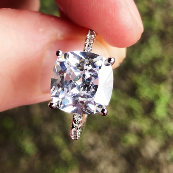 Large 5.62ct Cushion Cut Solitaire Zircon Diamond Ring With Zircon Diamond Band - Picture 2 of 10